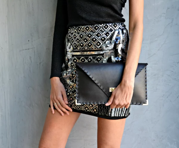 ANA Koutsi Clutch klein schwarz – Bild 2