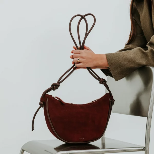 Ann Kurz mini HALBMOND-TASCHE burgunder