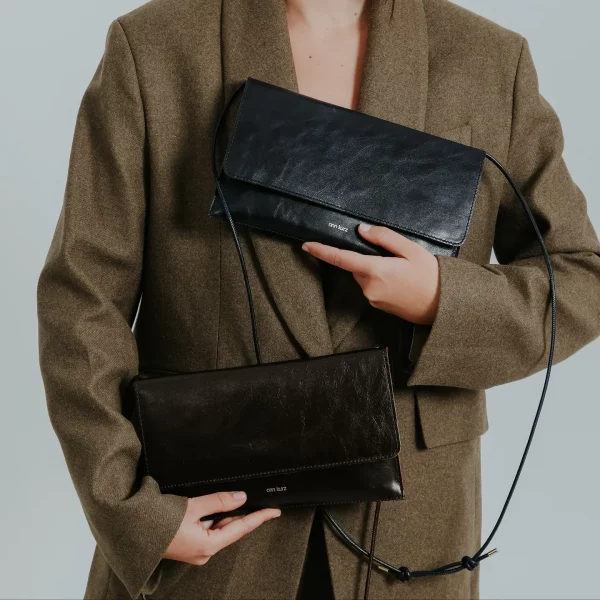 Ann Kurz Clutch IRA mokka – Bild 3