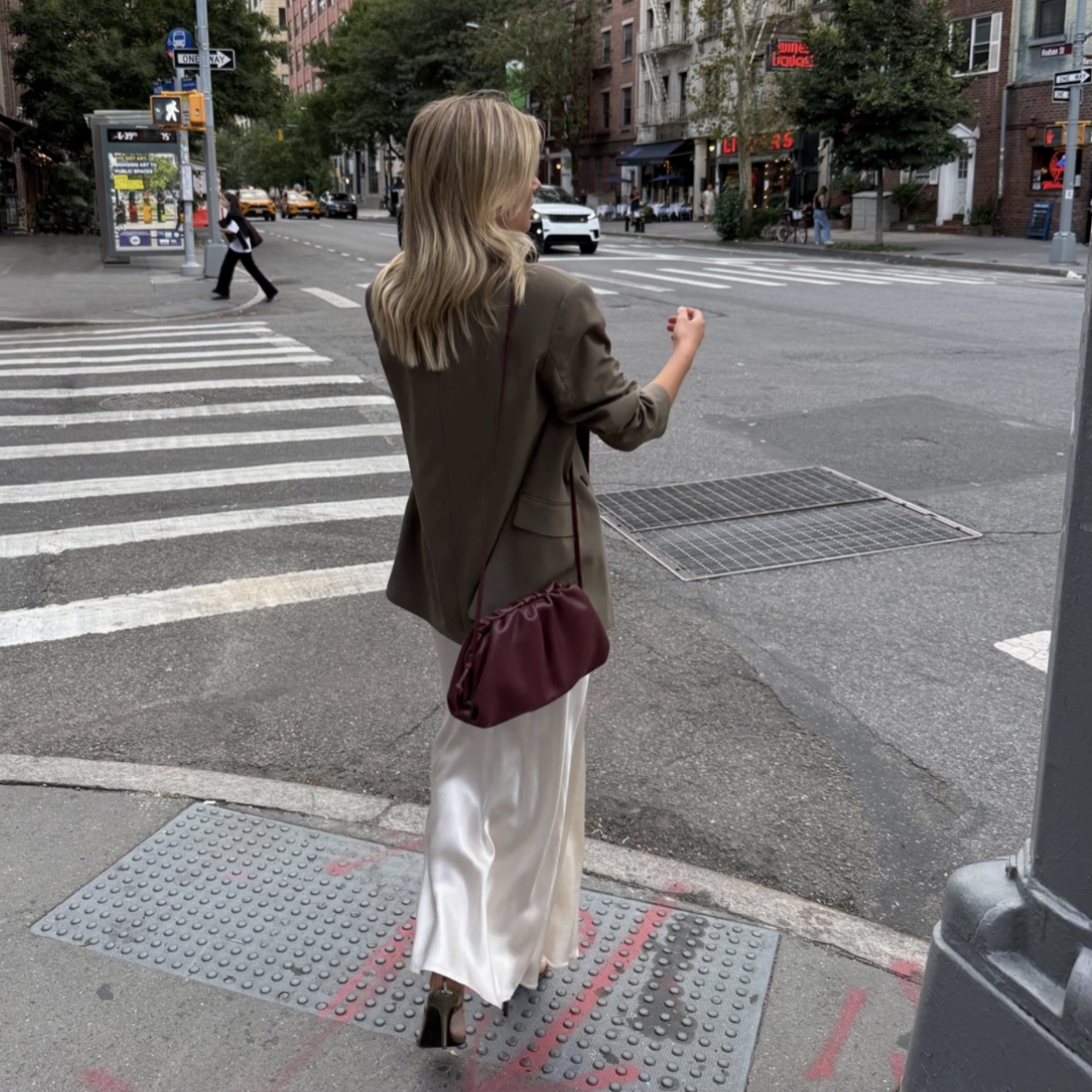 FREYA ESTEPHAN Pouch Clutch deep burgundy – Bild 5