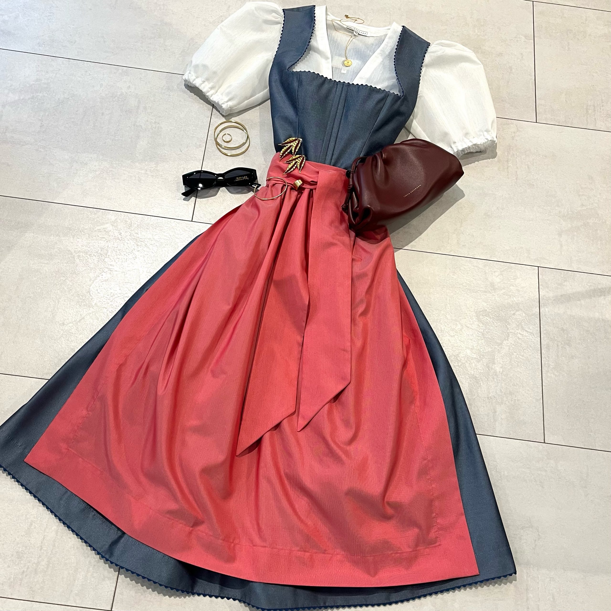 Dirndl LOUISE – Bild 2