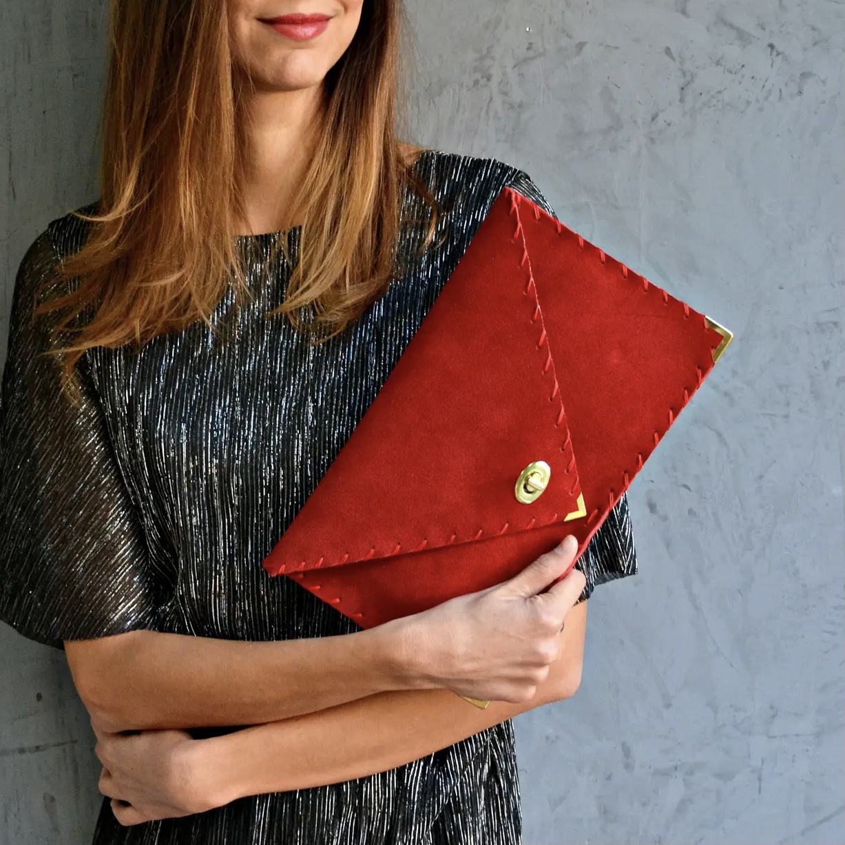 ANA Koutsi Clutch klein rot – Bild 2