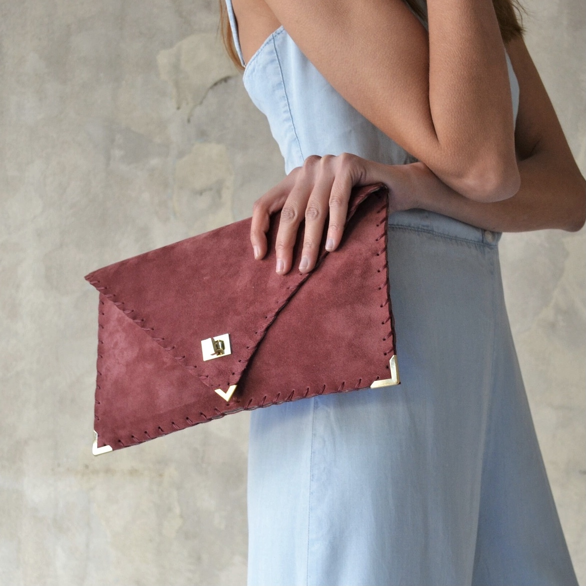 ANA Koutsi Clutch klein rosewood – Bild 2